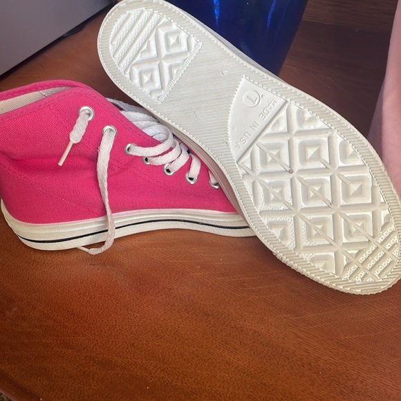 Pink high top sneakers - Picture 3 of 6
